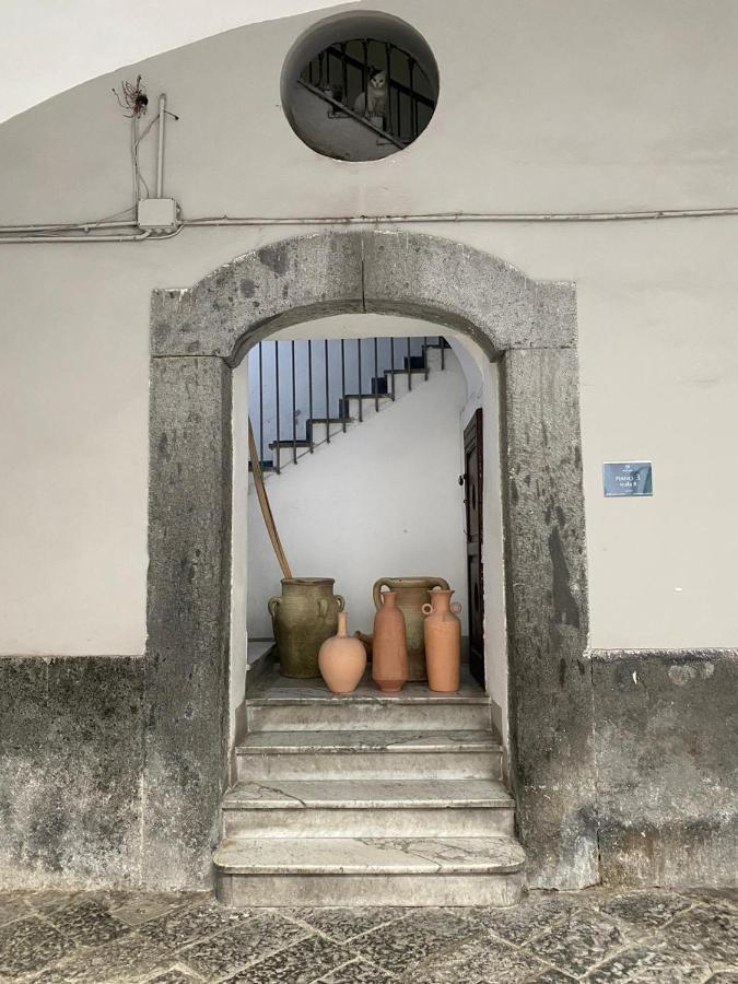 Monart Hospitality Cavour Alojamento de Acomodação e Pequeno-almoço Nápoles